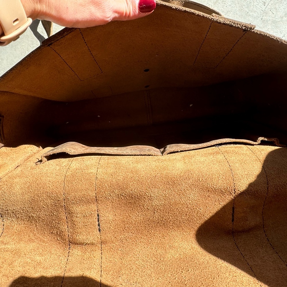 Leather briefcase - Picture 11 of 11
